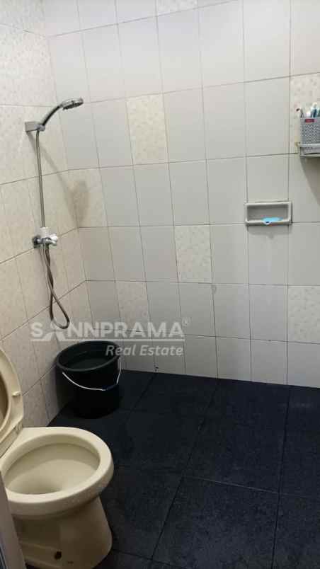 dijual rumah sukamaju