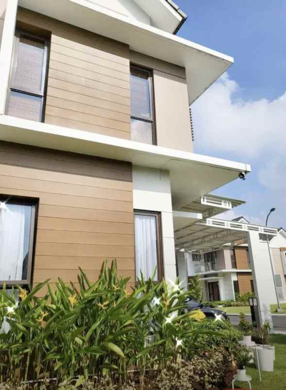 dijual rumah sumarecon bekasi