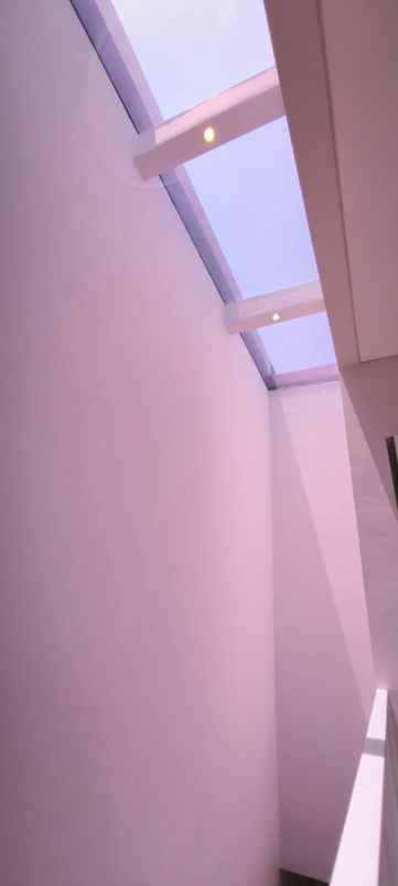 dijual rumah sutorejo