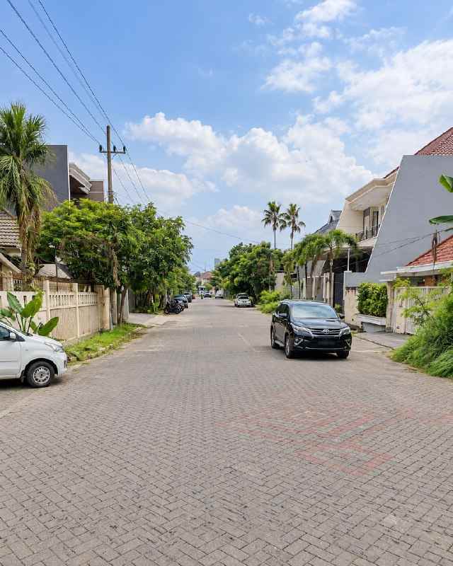 dijual rumah sutorejo timur mulyorejo