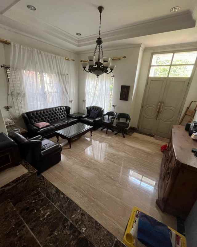dijual rumah taman beverly golf lippo