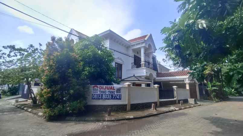 dijual rumah taman pegangsaan indah