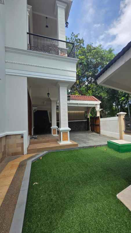 dijual rumah taman pegangsaan indah