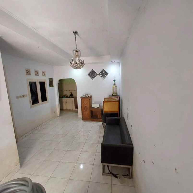 dijual rumah taman tridaya indah 3 jl