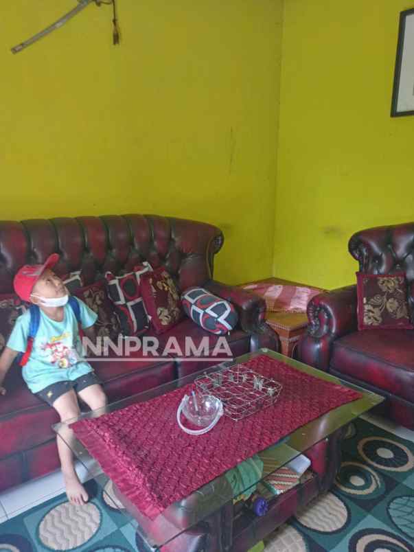 dijual rumah tanah baru