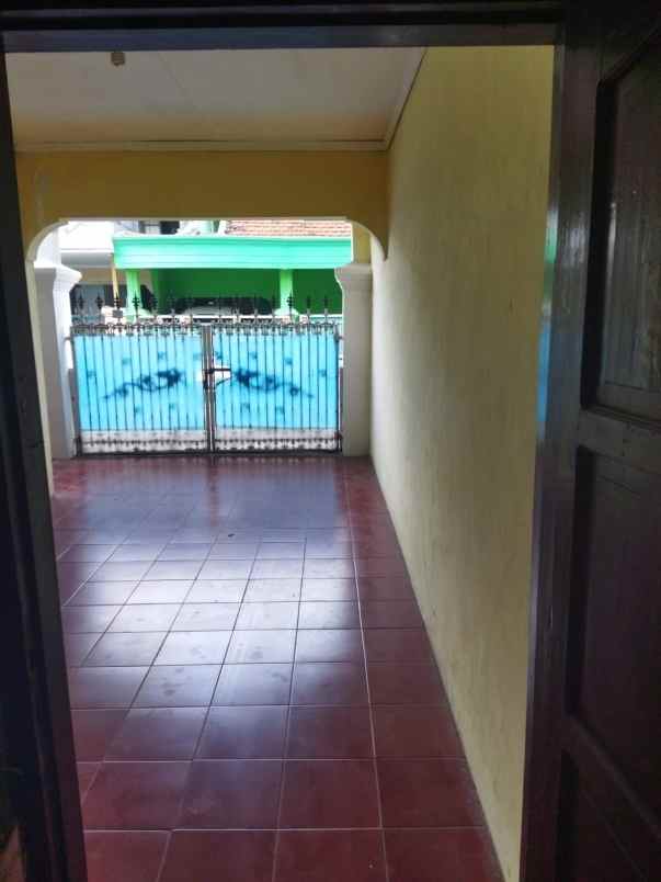 dijual rumah tawangsari taman sepanjang