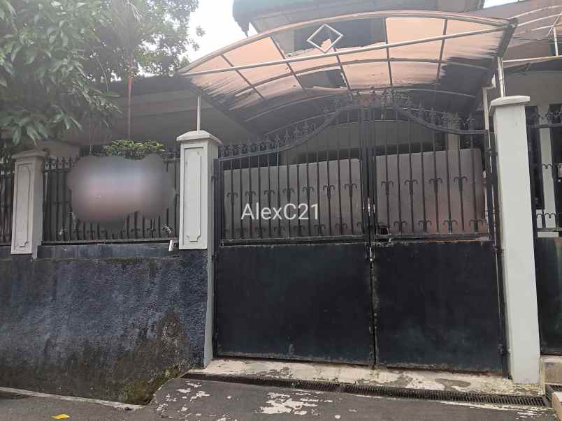 dijual rumah tb simatupang ragunan