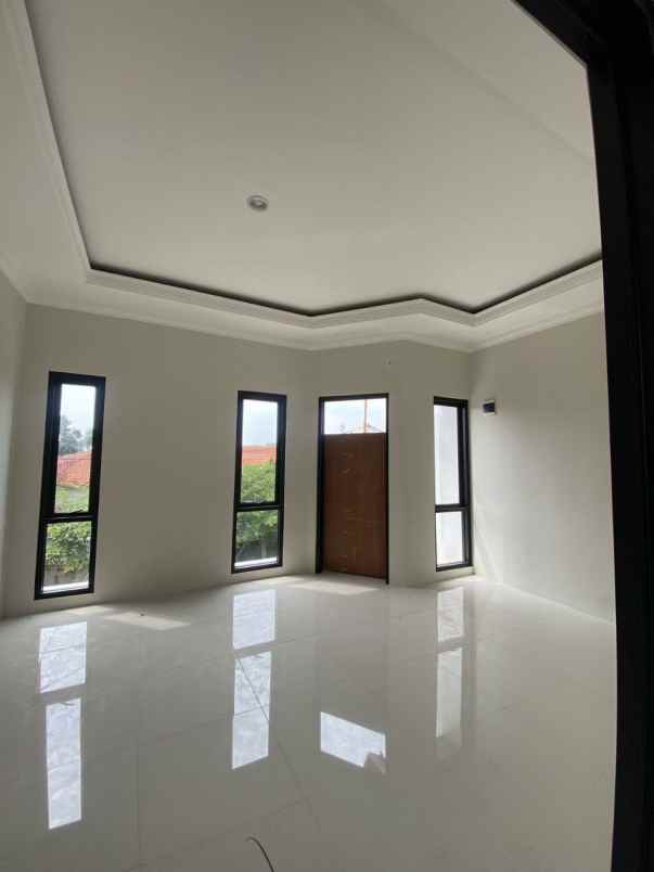 dijual rumah tebet barat