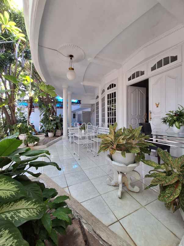 dijual rumah tebet mas