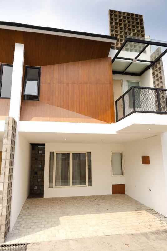 dijual rumah town house cirendeu tangerang selatan