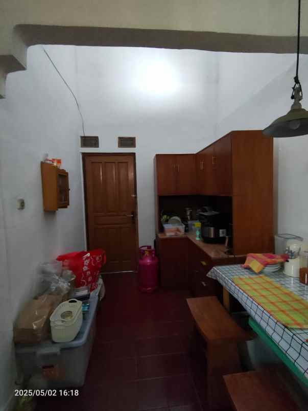 dijual rumah turangga