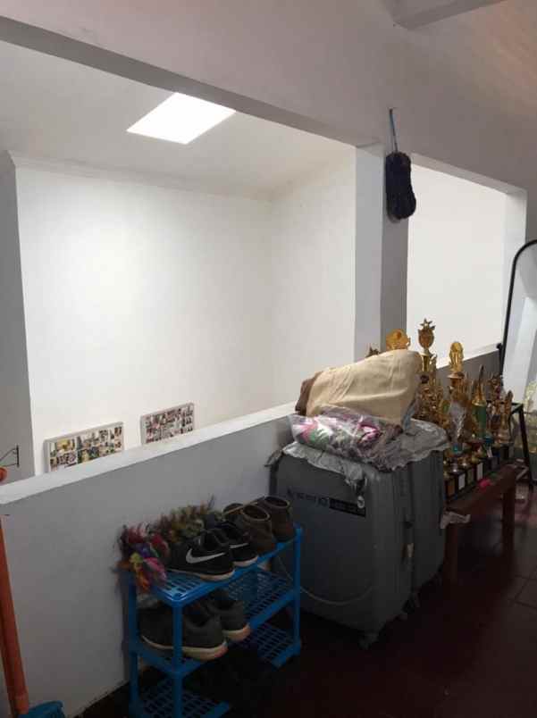 dijual rumah turangga