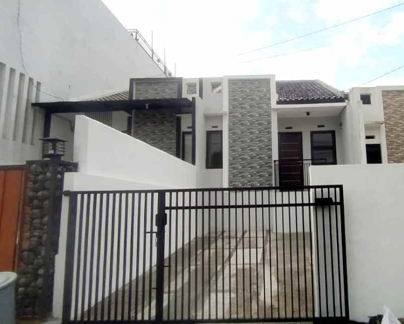 dijual rumah ujungberung