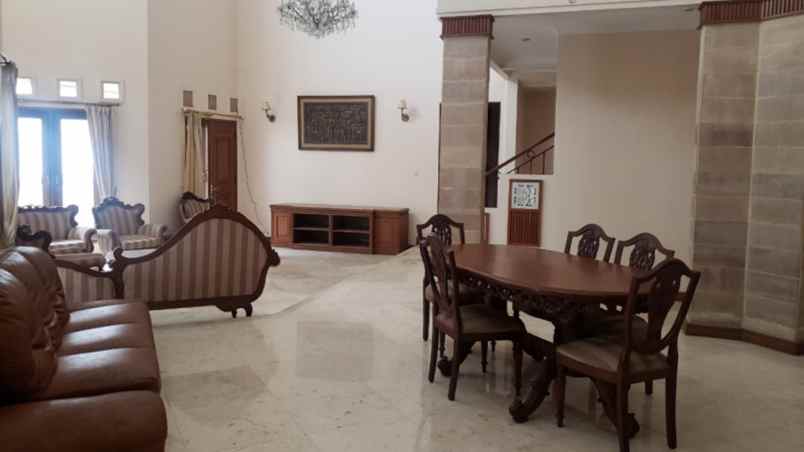 dijual rumah villa gading indah kelapa