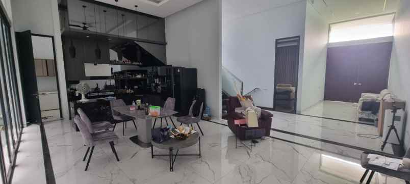dijual rumah waterfront citraland