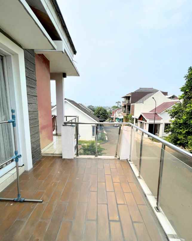 dijual rumah zona van gogh legenda