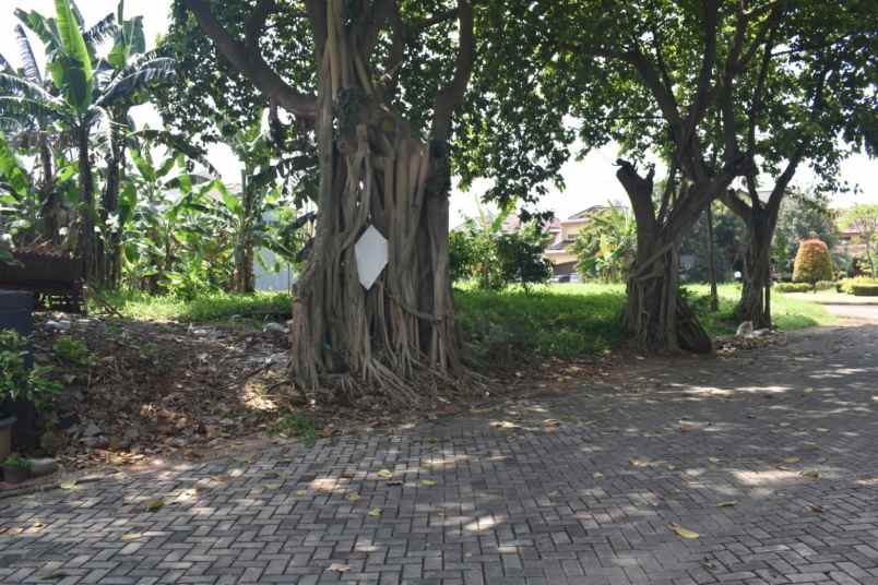 dijual tanah cluster kemang pratama