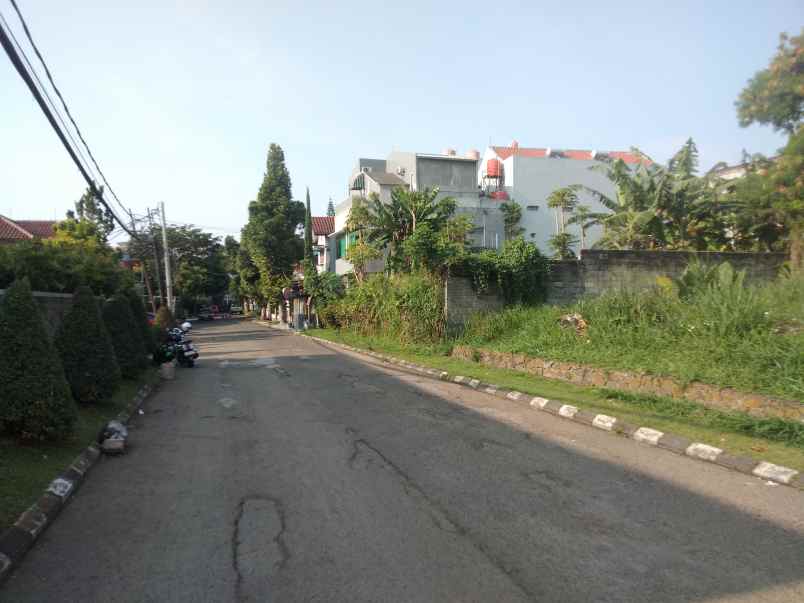 dijual tanah di lokasi perumahan exclusive area dago