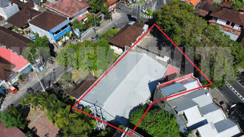 dijual tanah jalan hayam wuruk