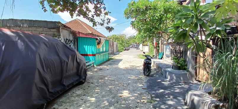 dijual tanah jalan marga ayu