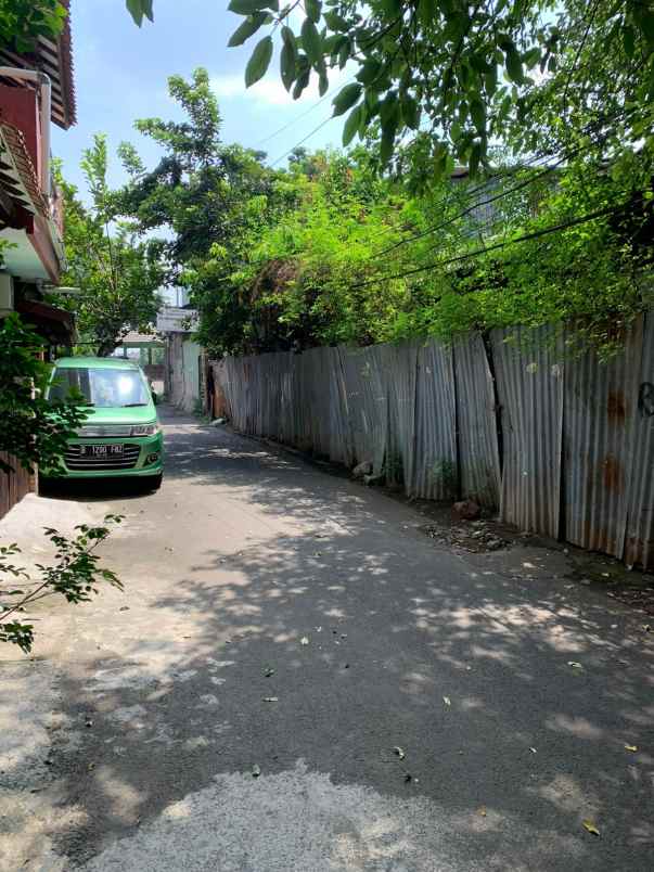 dijual tanah jalan masjid ii rt 003 rw 002