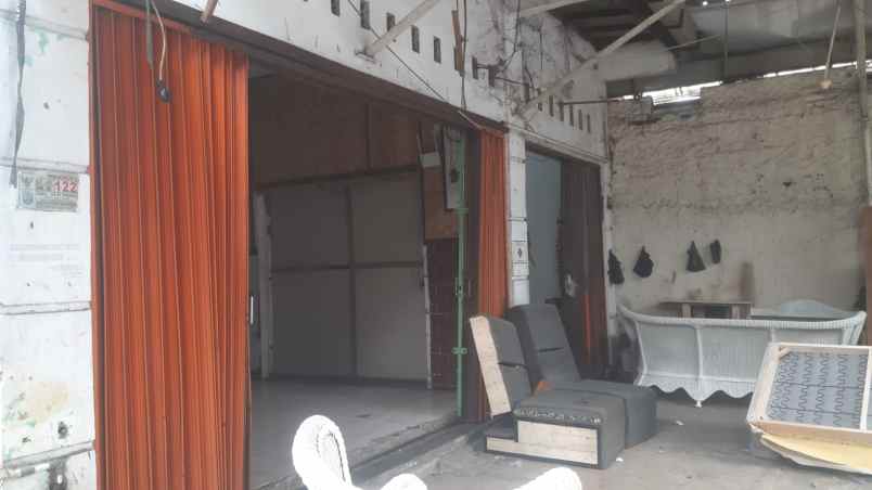 dijual tanah jalan raya jt asih samping