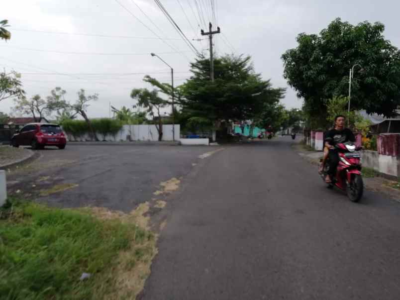 dijual tanah jl dukuh sebanat dusun 1