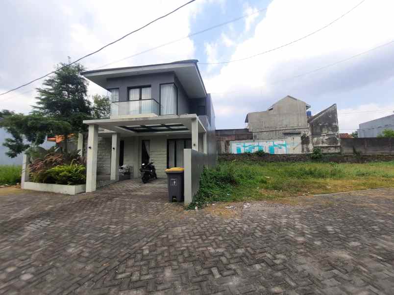 dijual tanah jl kapten hariyadi