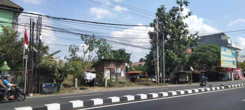 dijual tanah jl raya janti km 4