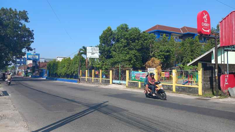 dijual tanah jl tajem baru