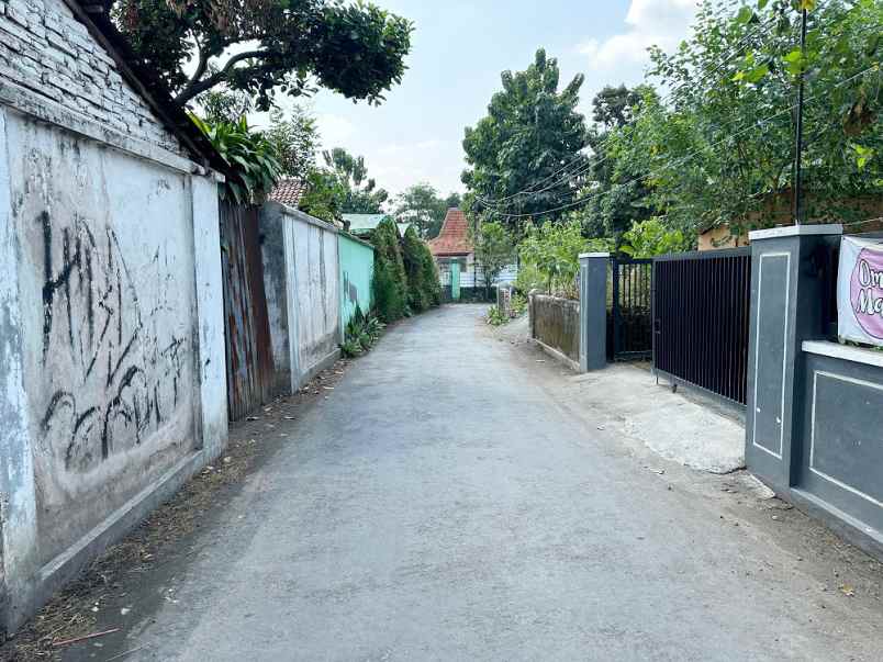 dijual tanah jl wiroharjo kel jombatan