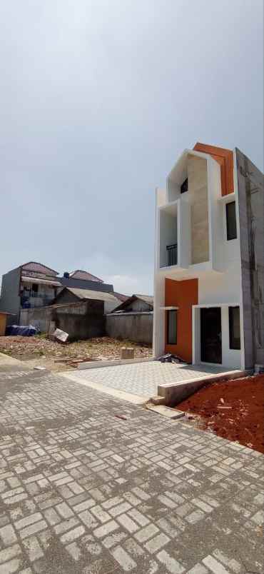 dijual tanah jln raya cilangkap baru