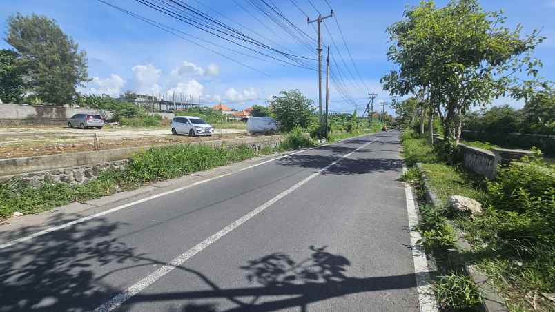 dijual tanah komersil lokasi seminyak