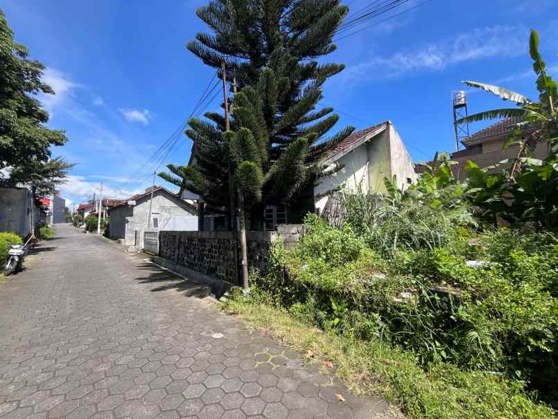 dijual tanah monjali