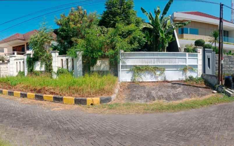dijual tanah puncak permai