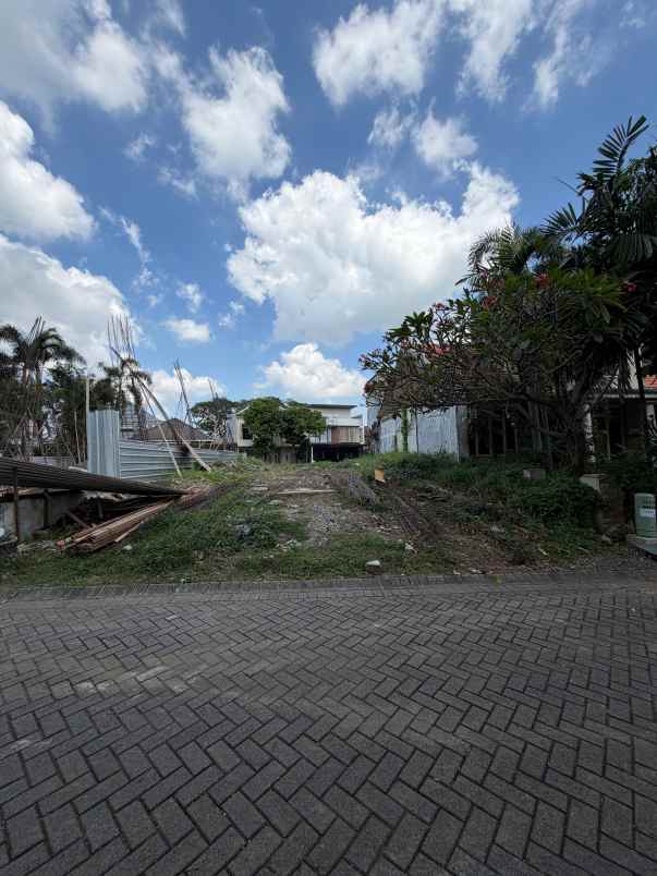 dijual tanah villa taman telaga citraland