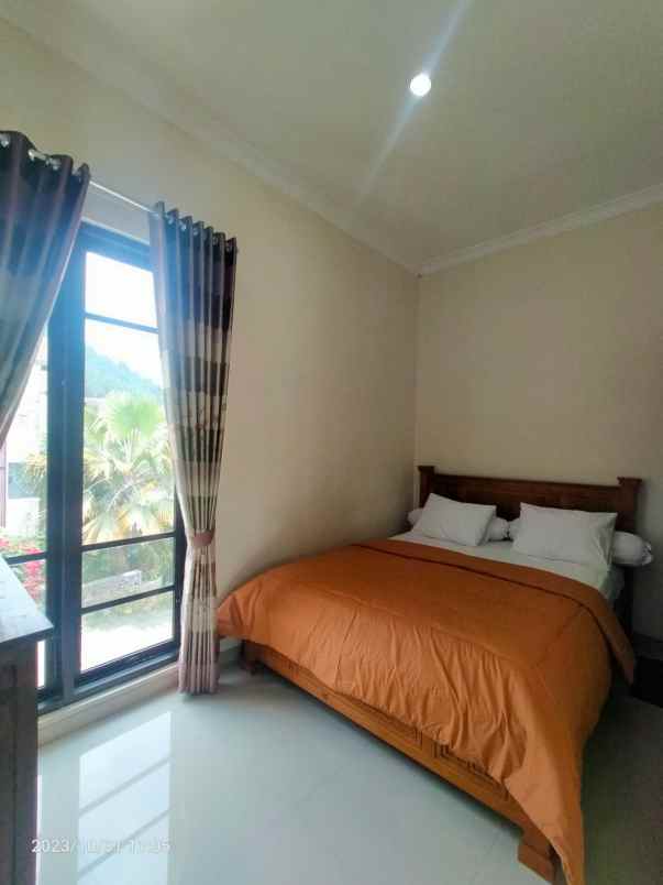 dijual villa batu dekat jatim park 2 plus furnish