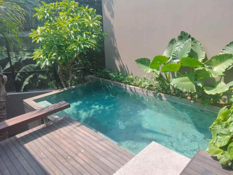 dijual villa jalan canggu kuta badung bali