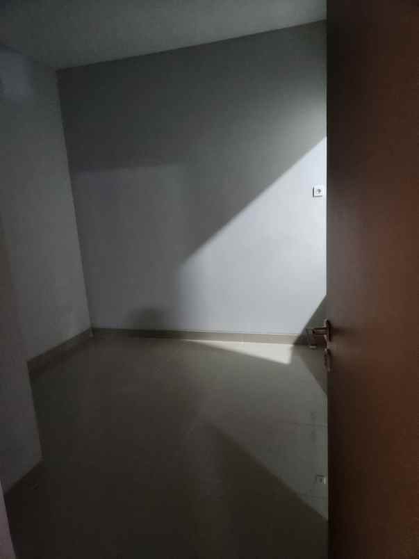 disewain rumah di grand duta city bekasi k0213