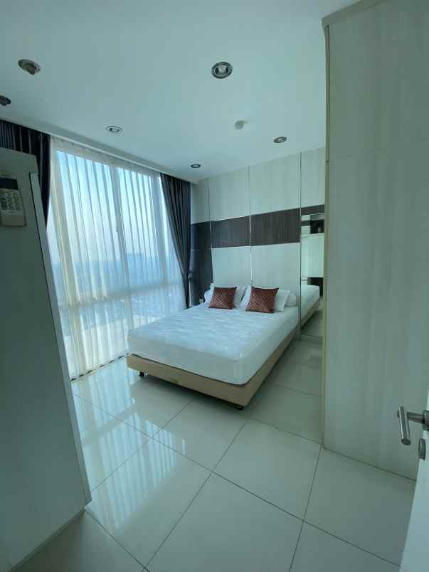 disewakan apartemen ciputra world via 3