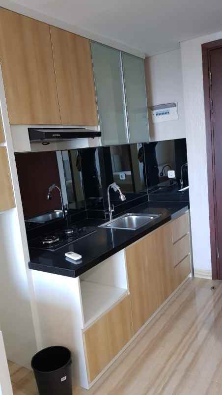 disewakan apartemen grand sungkono lagoon surabaya