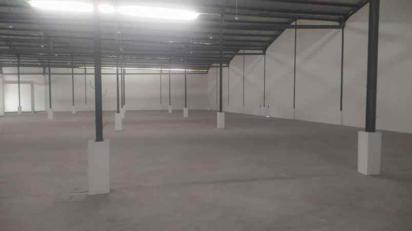 disewakan gudang di medan