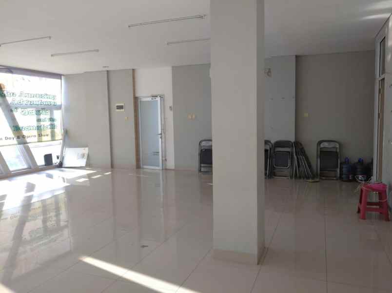 disewakan kantor 4 lantai bebas banjir dijakarta pusat