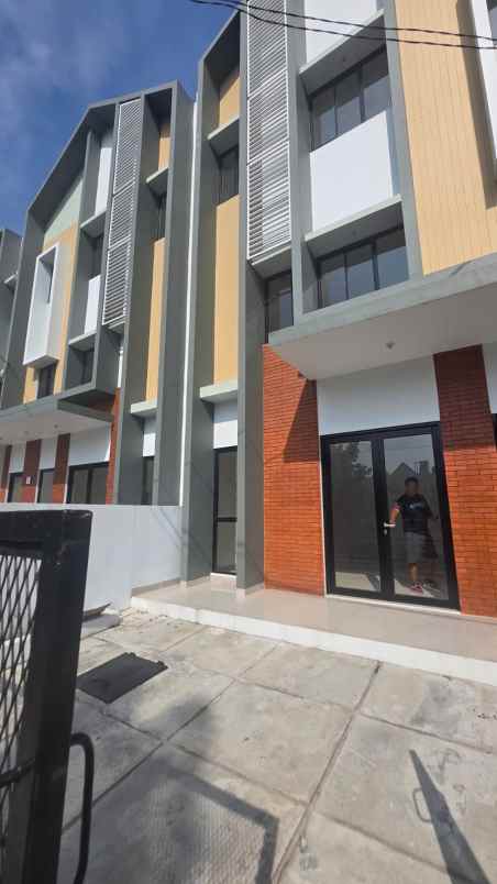 disewakan ruko siap pakai baru di prima harapan bekasi
