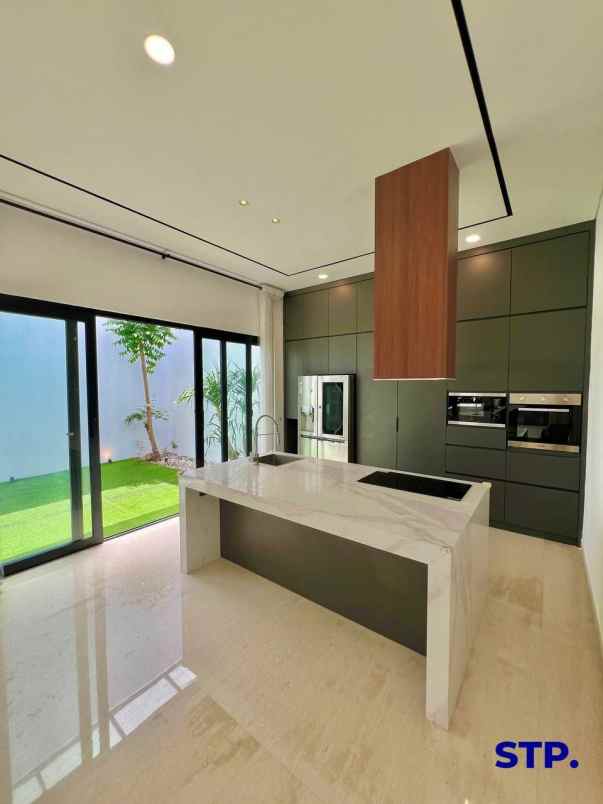 disewakan rumah araya