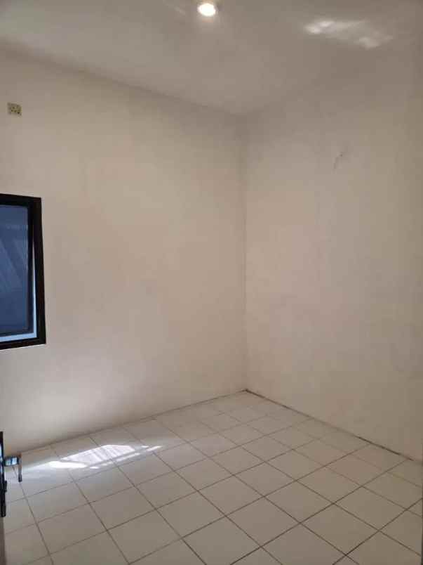 disewakan rumah cirendeu ciputat