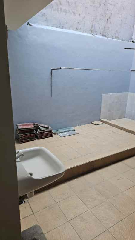 disewakan rumah galaxy bumi permai