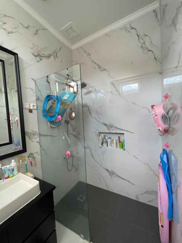 disewakan rumah golf island pik jakarta utara