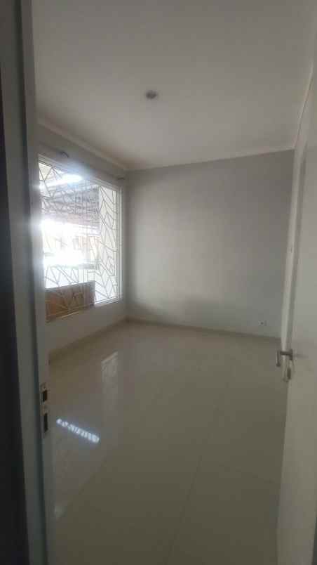 disewakan rumah graha raya fortune