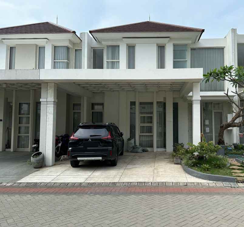 disewakan rumah grand pakuwon